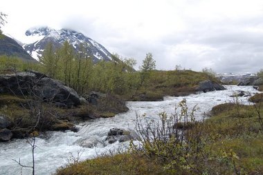 Sidoflde Vuojattno, Padjelantaleden